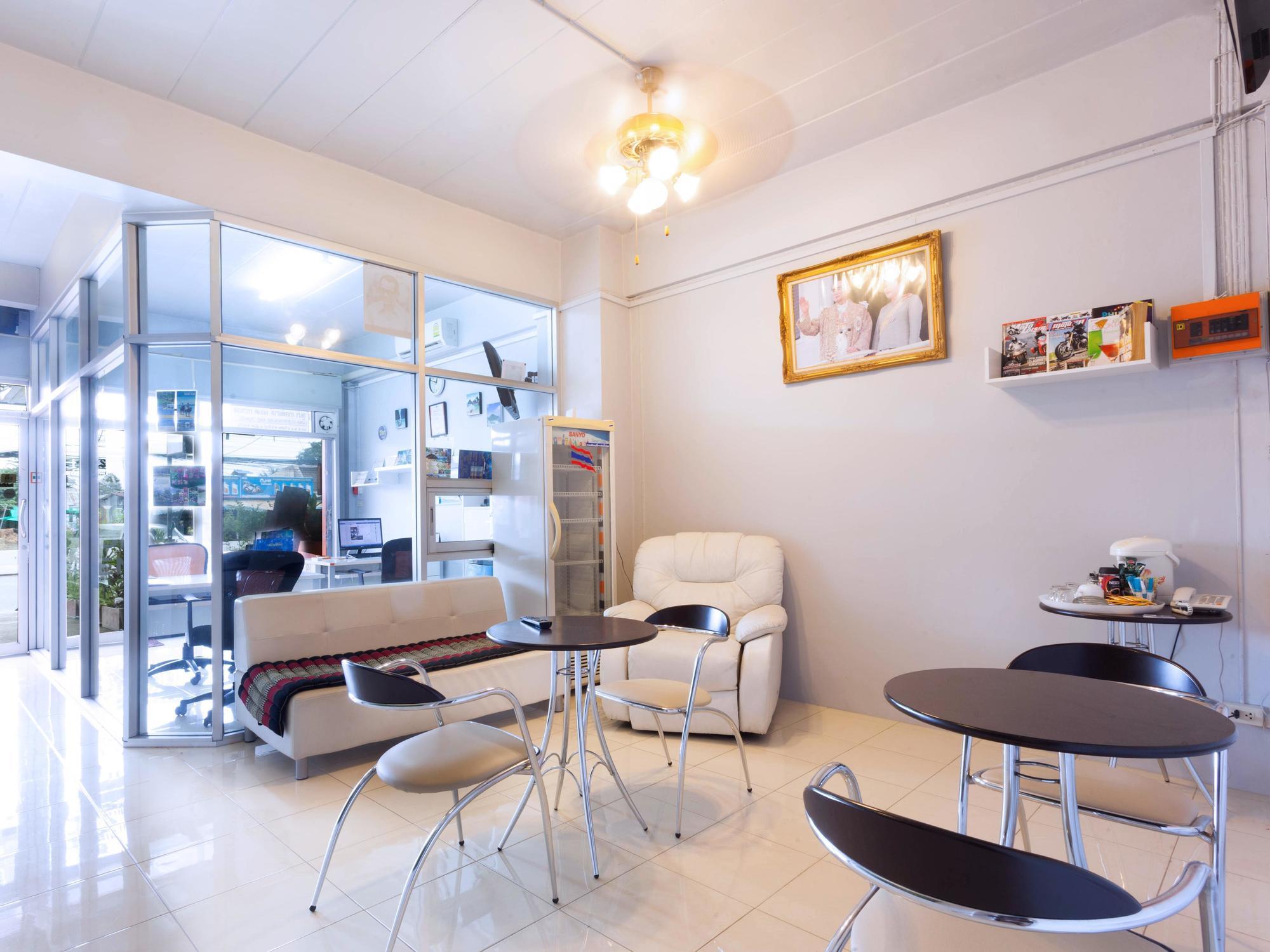Rawai Luna Guesthouse And Travel מראה חיצוני תמונה