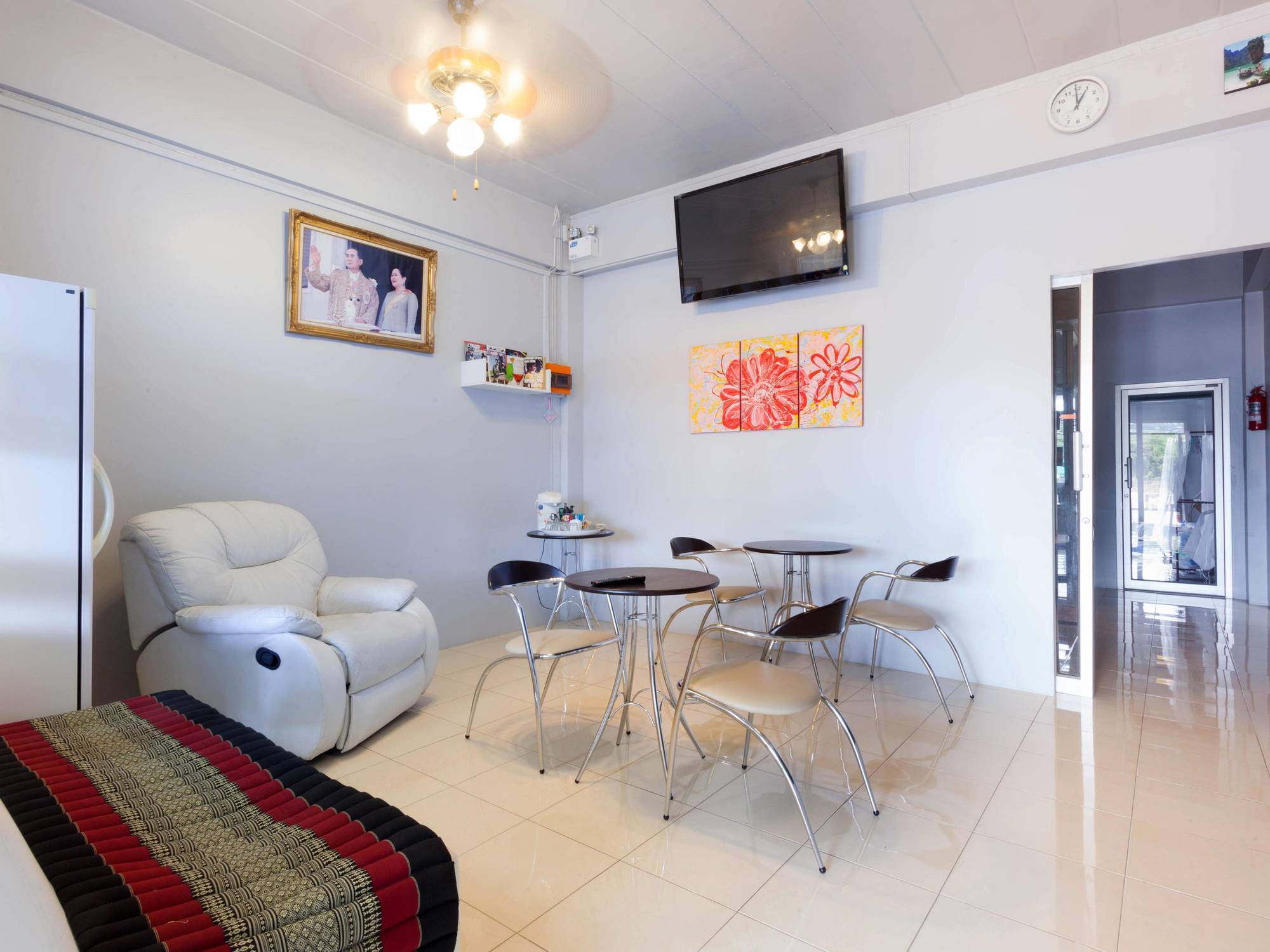 Rawai Luna Guesthouse And Travel מראה חיצוני תמונה