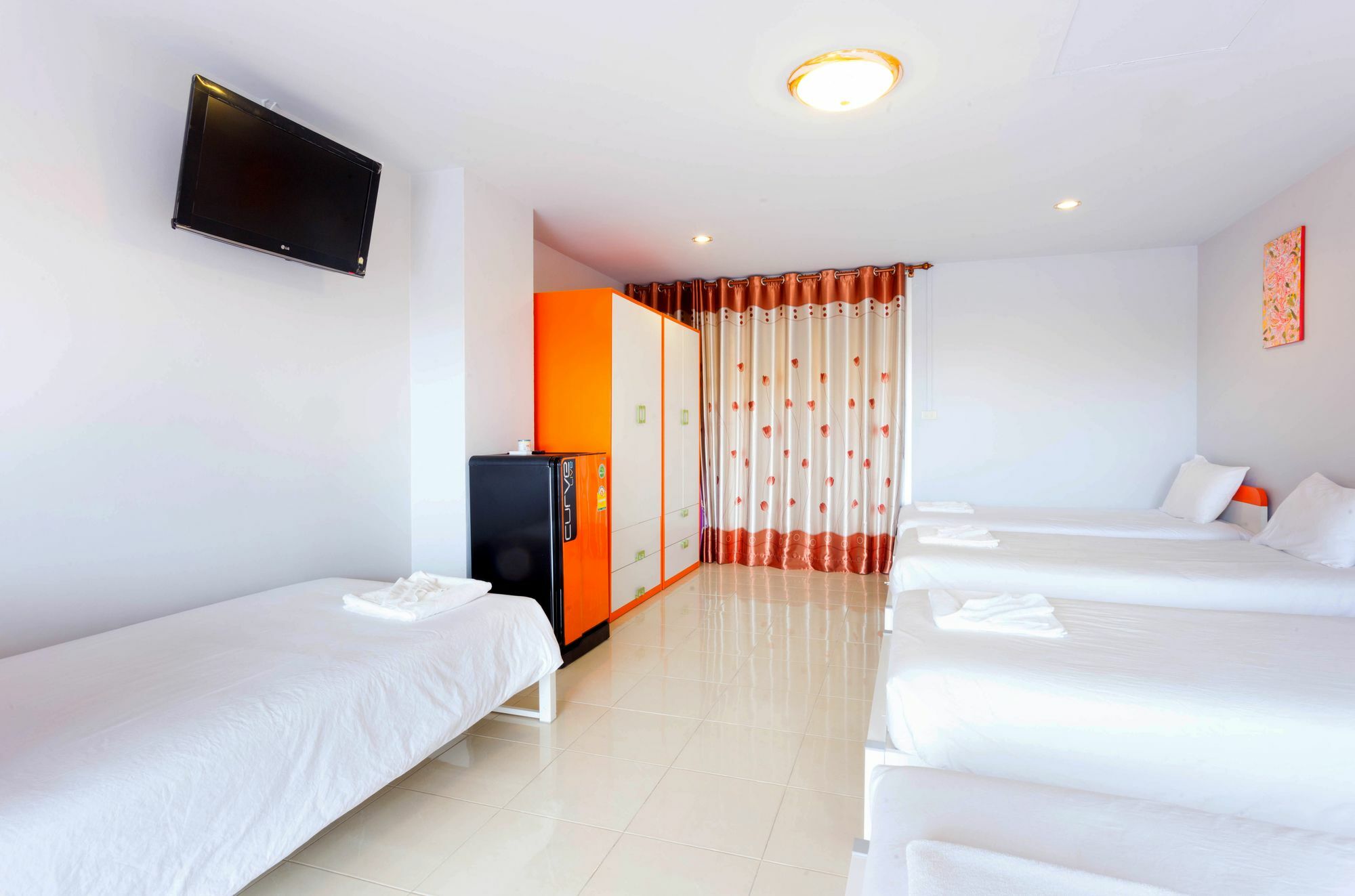 Rawai Luna Guesthouse And Travel מראה חיצוני תמונה