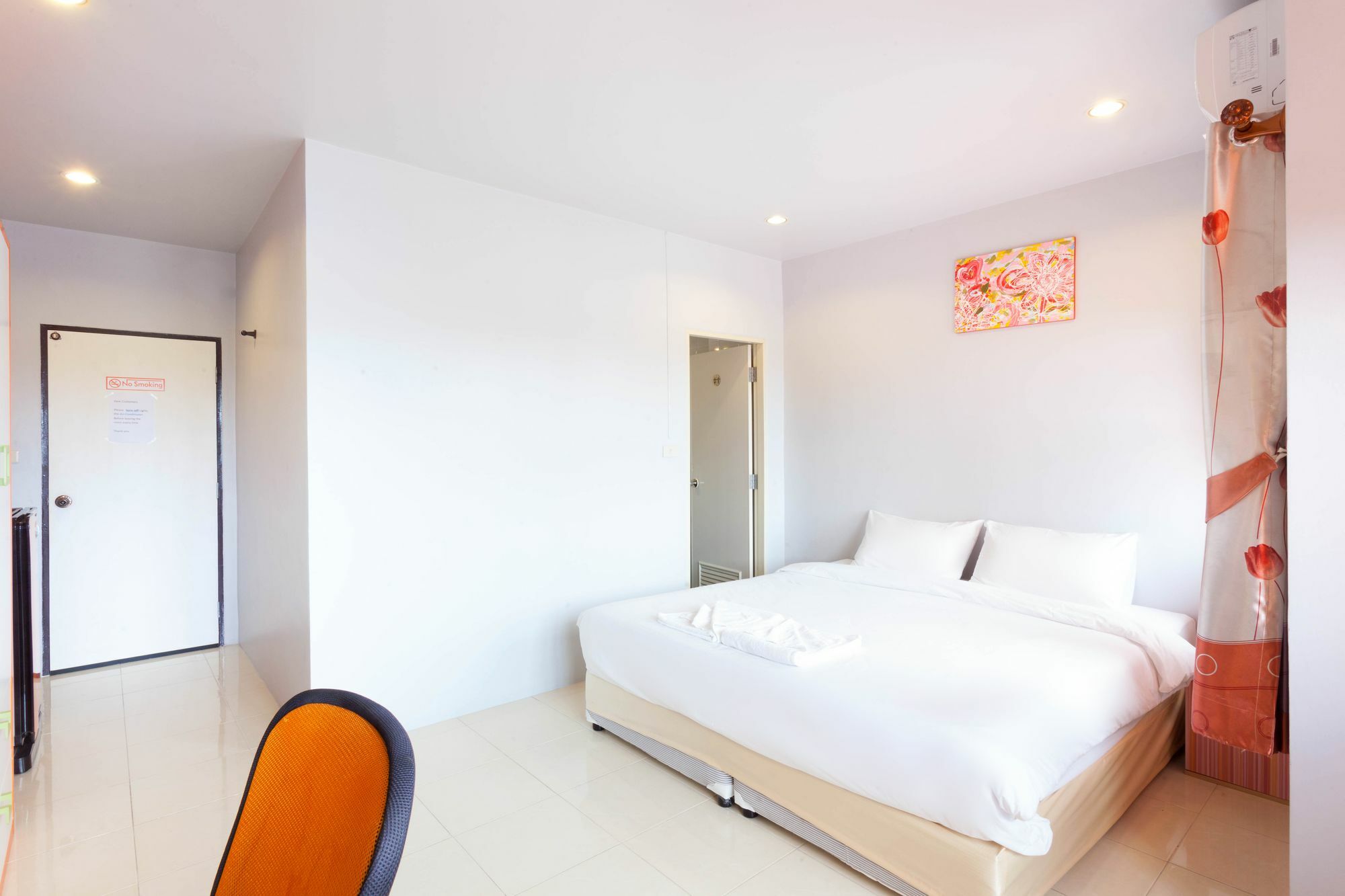 Rawai Luna Guesthouse And Travel מראה חיצוני תמונה