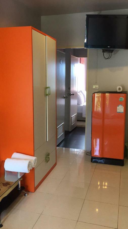 Rawai Luna Guesthouse And Travel מראה חיצוני תמונה
