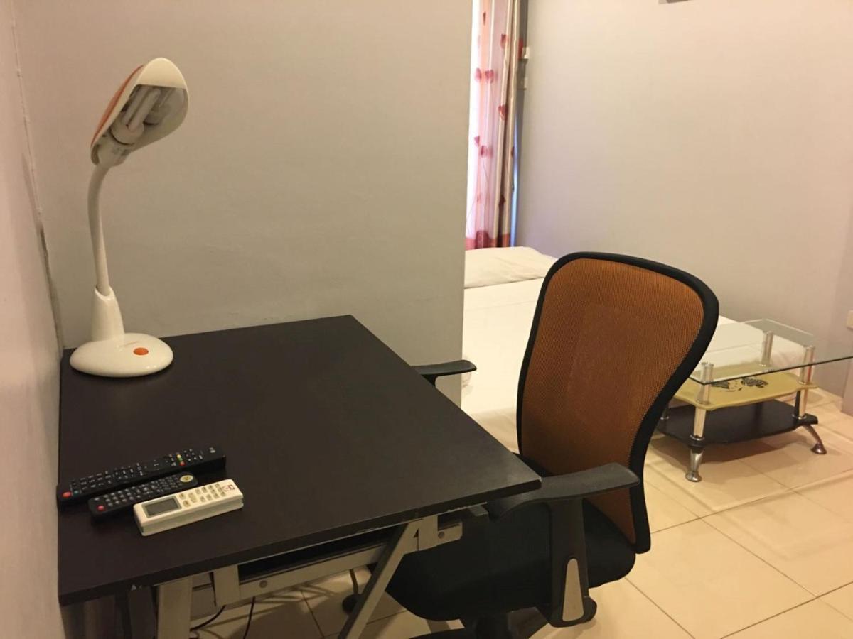 Rawai Luna Guesthouse And Travel מראה חיצוני תמונה